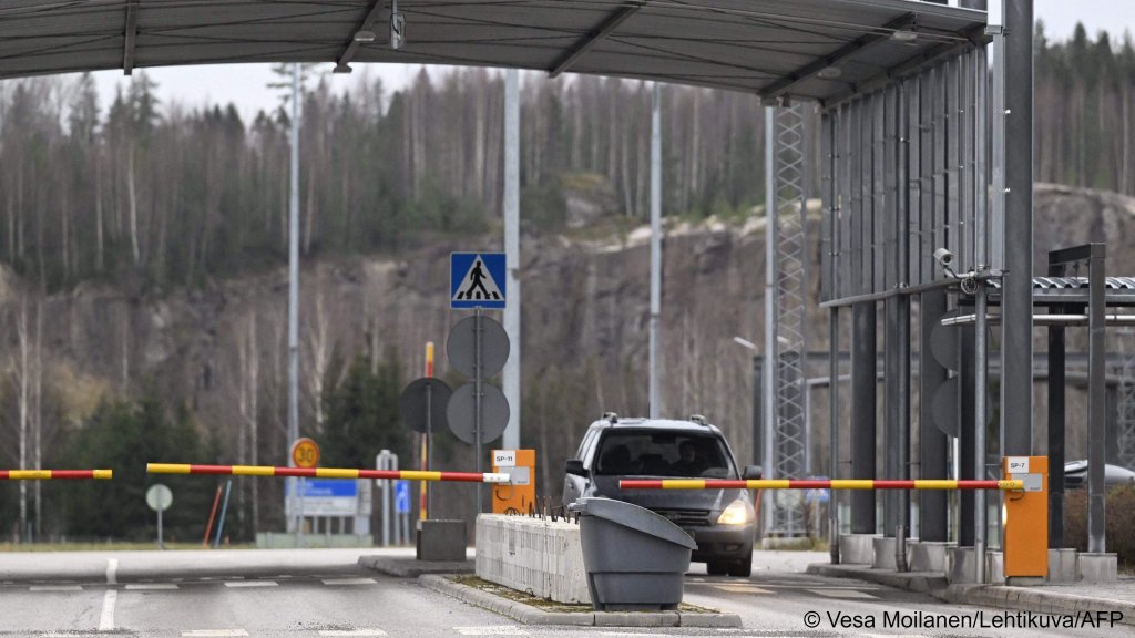 Only vehicles are permitted to cross the border between Russia and Finland | Photo: picture alliance/dpa/Lehtikuva/Vesa Moilanen