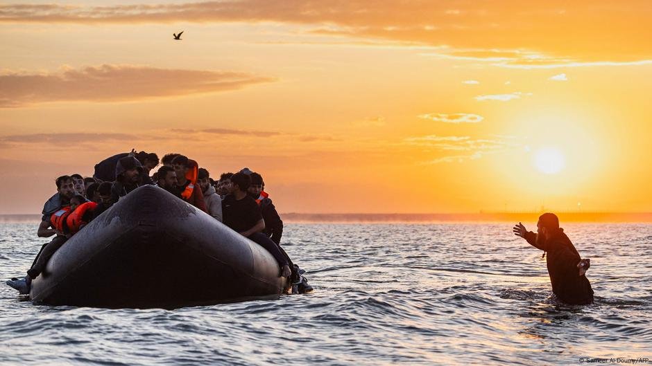 File photo: The number of people attempting to cross the English Channel to enter the UK continues to increase | Photo: Sameer Al-Doumy/AFP