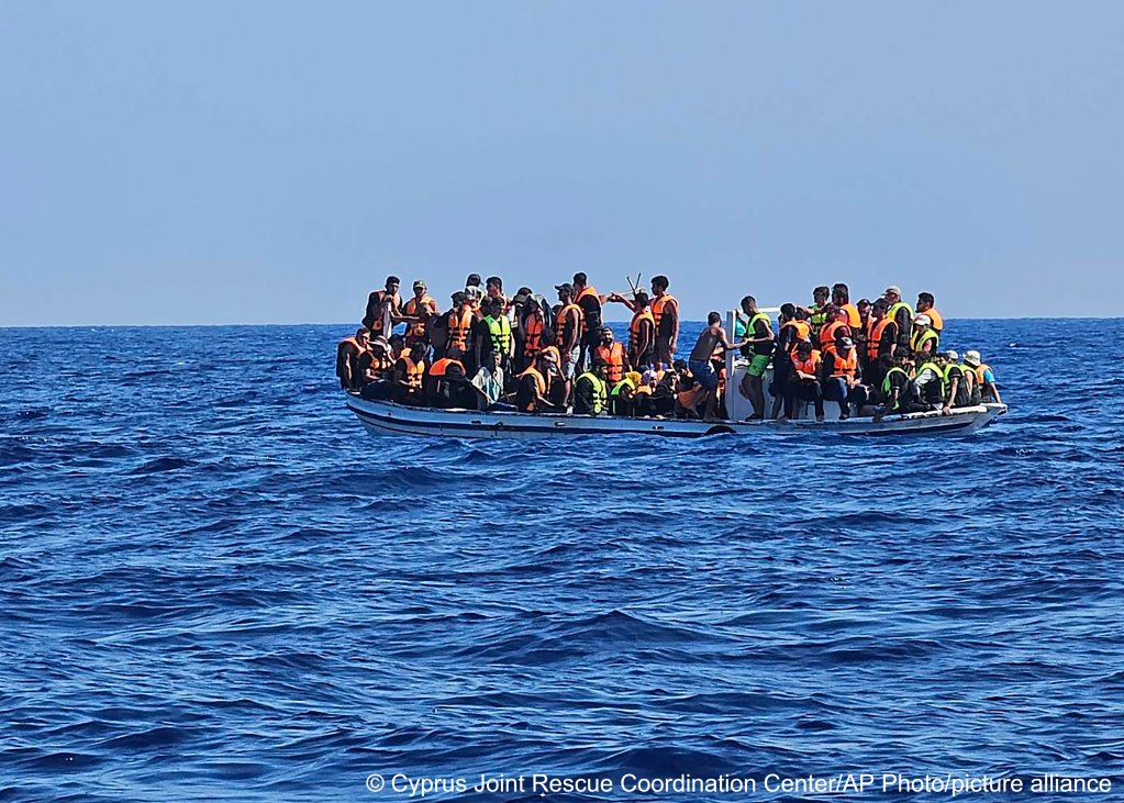 From file: Migrants near Protaras, on the east side of the Mediterranean island of Cyprus, on August 21, 2023 | Photo: picture alliance / Joint Rescue Coordination Center