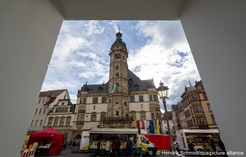 Altenburg's historic city hall seen in November 2023