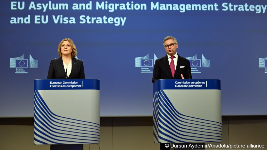 At a January 29, 2026 press conference in Brussels, Commissioner Magnus Brunner called return hubs the "missing piece," while Vice-President Henna Virkkunen pushed to "future-proof" migration policy by using increased surveillance and digital tools | Photo: Dursun Aydemir / Anadolu/Piture Alliance