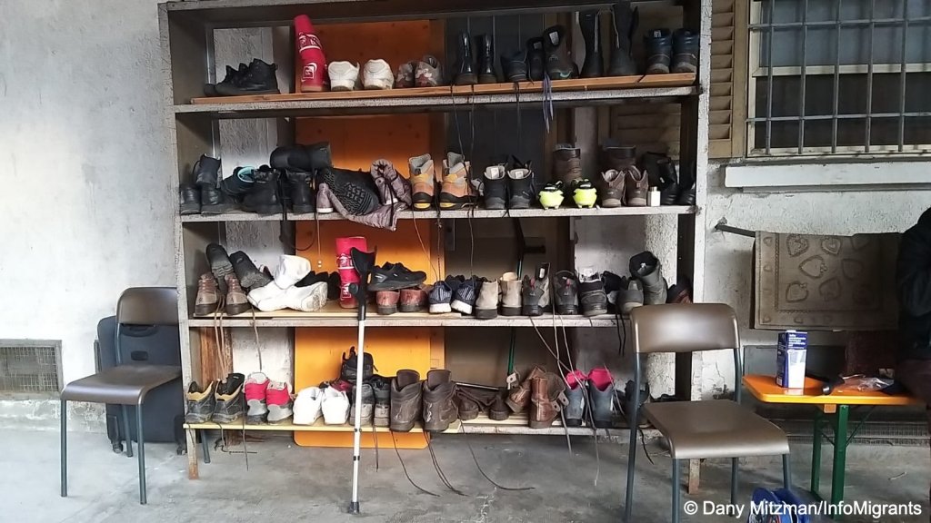 Donated clothing in the Italian refuge | Photo: Dany Mitzman / InfoMigrants