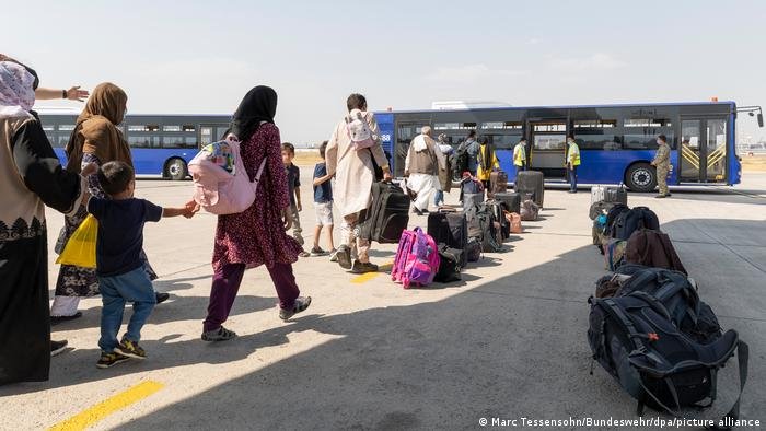 File photo used as illustration: Tens of thousands of Afghans are part of various German government programs, but not all of those who have received notice of acceptance have actually received a visa or been allowed to travel  | Photo: Marc Tessensohn/Bundeswehr/picture alliance