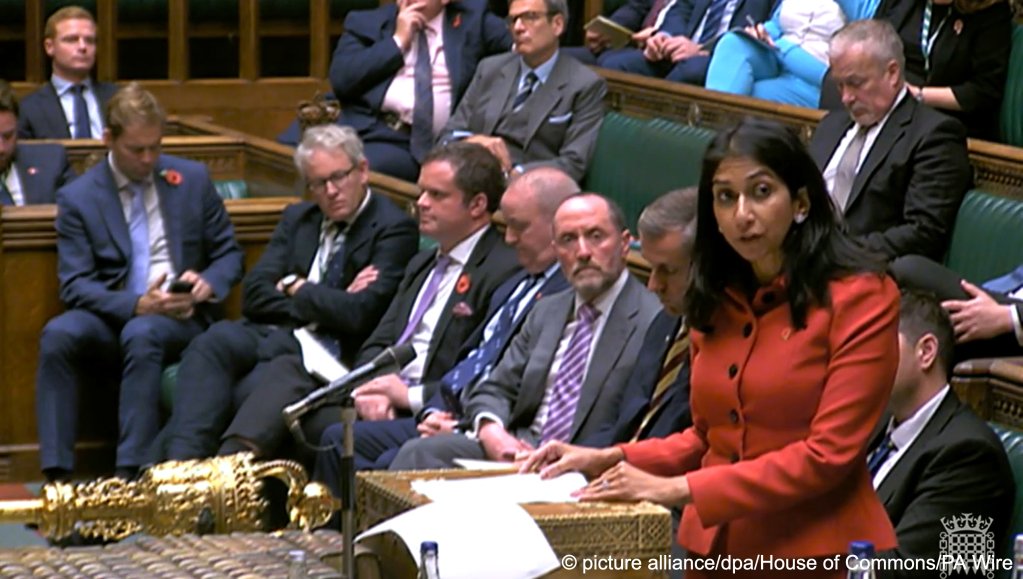 Suella Braverman, UK Home Secretary, answering questions in the House of Commons about the conditions in the Manston immigration center | Photo: picture alliance