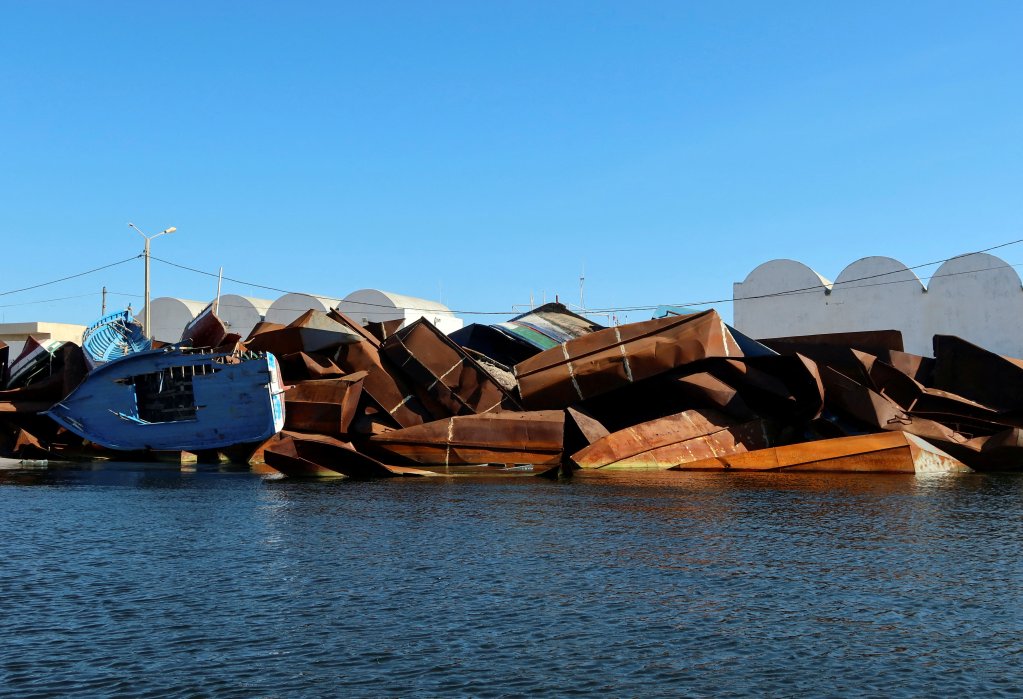 FILE PHOTO: Boats that were used by migrants and seized by Tunisian coastguards, in Sfax, Tunisia | Photo: Jihed Abidellaoui/REUTERS