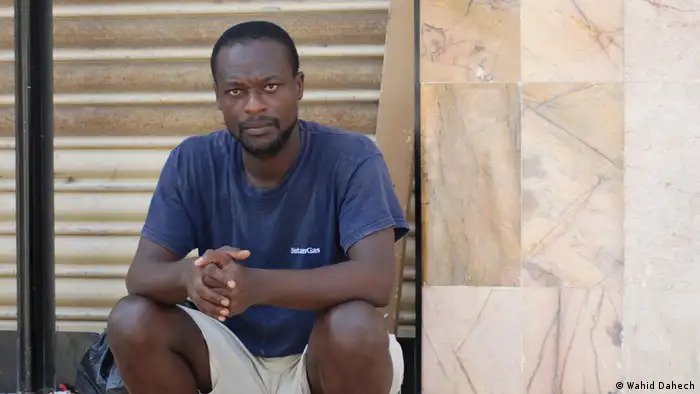 أحمد آدم مهاجر من مالي