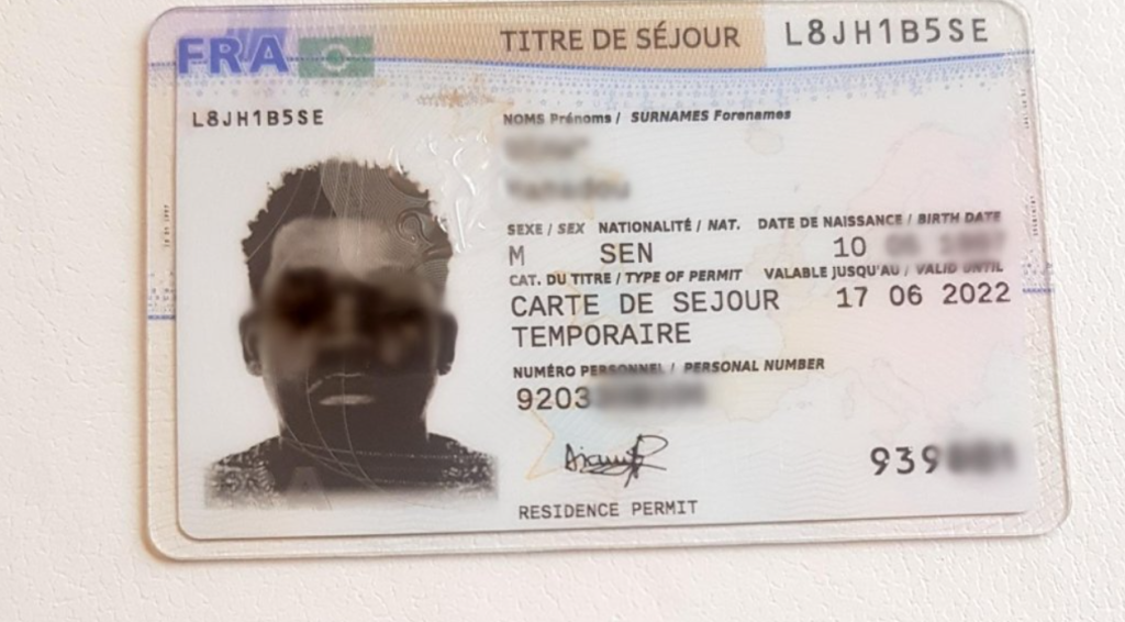 A temporary French residence permit (archive image) | Photo: Rights reserved