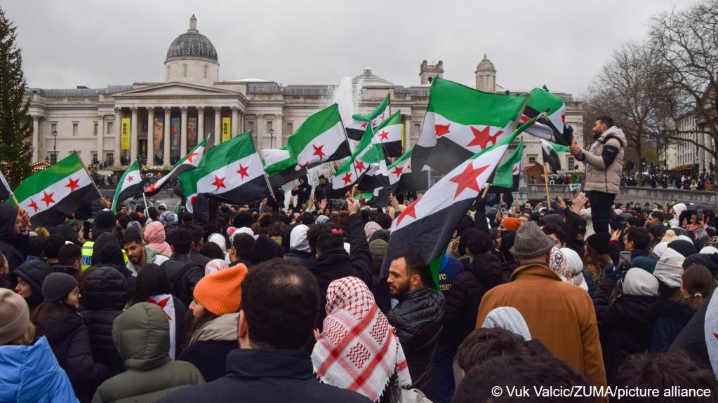 Members of the Syrian community and their supporters gathered in Trafalgar Square, London on December 8, 2024 to celebrate the toppling of the Assad regime | Photo: picture-alliance/ZUMA/Vuk Valcic