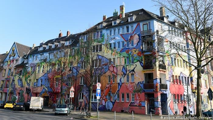 Kiefernstrasse remains a colorful street in Düsseldorf | Photo: H. Ossinger / picture-alliance / dpa