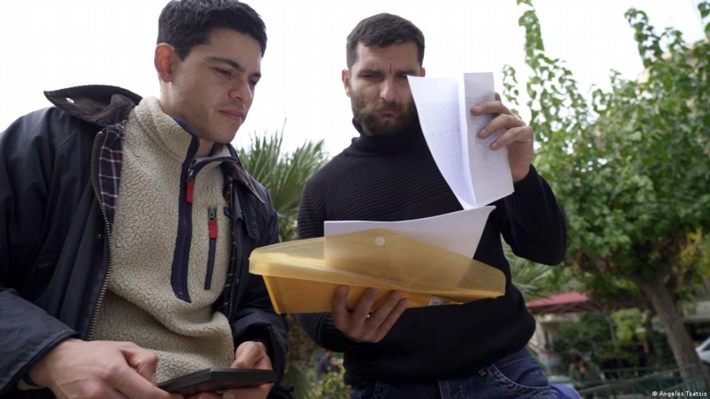 Sean Binder (left) and Nassos Karakitsos (seen here in 2021), along with Sarah Mardini, have already been in pre-trial detention for more than three months | Photo: Angelos Tsatsis