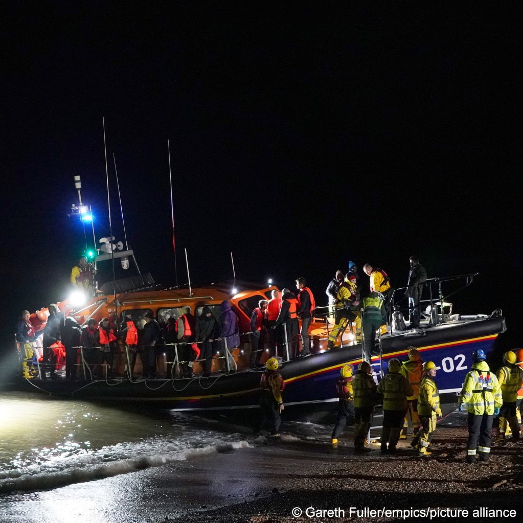 Migrants are brought in to Dungeness, Kent, by a RNLI lifeboat on November 23, 2023 | Photo: Gareth Fuller/PA Wire 