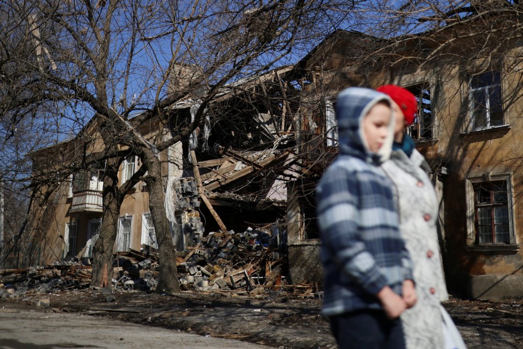 Un bâtiment bombardé à Mykolaïv, au sud de l'Ukraine, le 24 mars 2022. Crédit : Reuters