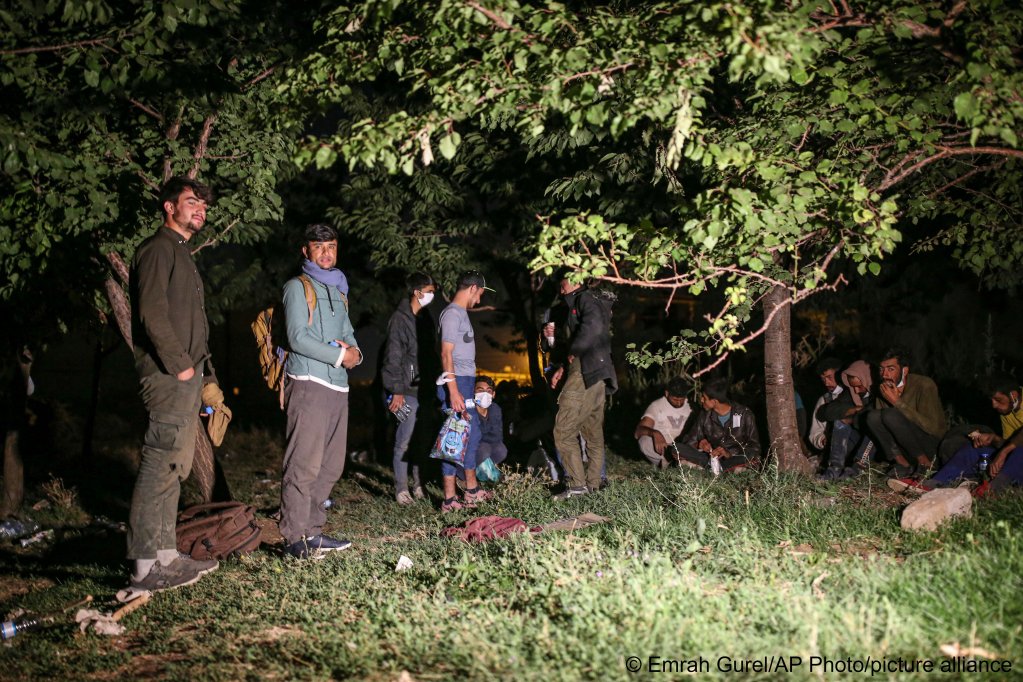 Migran Afghanistan dipukuli dan diusir secara ilegal oleh otoritas Turki
