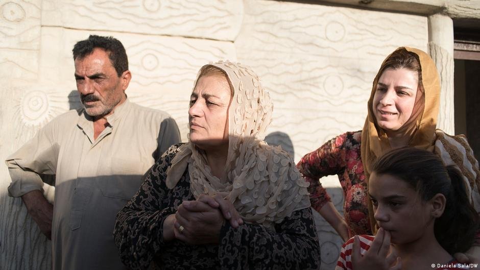 Mohammed Abdo and his family feel left alone by the international community | Photo: Daniela Sala/DW