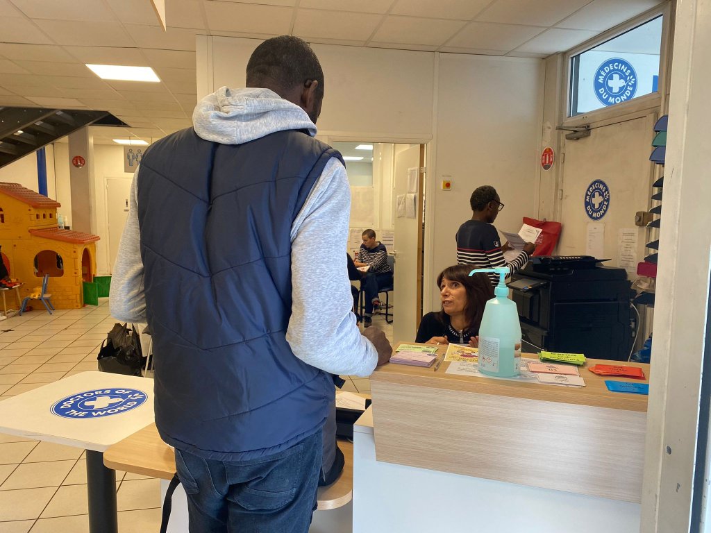 A man in a Doctors of the World healthcare center in the Île-de-France region. The NGO helps migrants access their rights to State Medical Aid (AME) and provides them with a registered address | Photo: InfoMigrants