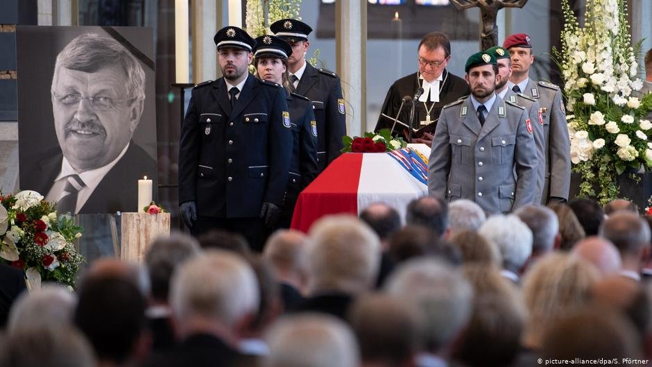 The murder of Walter Lübcke shocked Germany, as political assassinations were long considered a thing of the past | Photo: Picture-Alliance / dpa / S. Pförtner