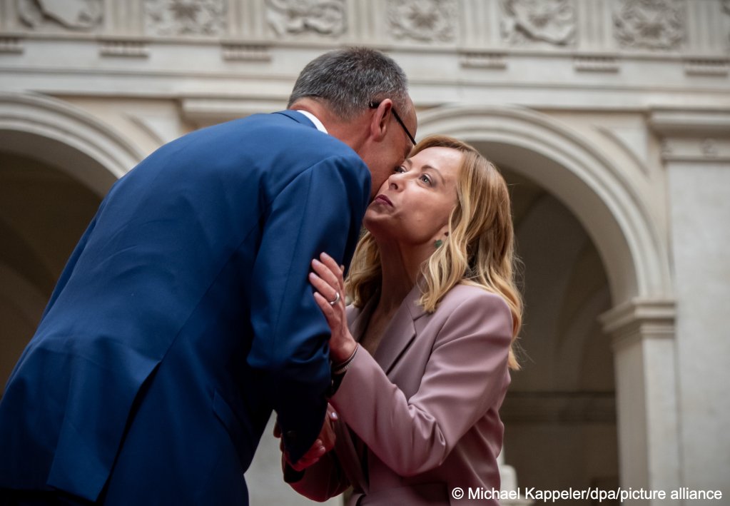I leader italiano e tedesco hanno dichiarato di essere entrambi impazienti di proseguire il loro lavoro bilaterale e hanno annunciato che il prossimo grande vertice per i due Paesi si terrà in Italia all'inizio del 2026 | Foto: Michael Kappeler / dpa / picture alliance