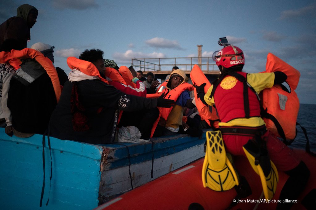Open Arms Mediterranean rescue on 31 December 2020 | Photo: picture-alliance/Joan Matteu