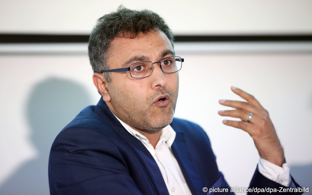 File photo: Mamad Mohamd is the director of LAMSA in Saxon Anhalt, he said he was 'irritated' by reports of the rules at the swimming pool | Photo: Ronny Hartmann / picture alliance / dpa