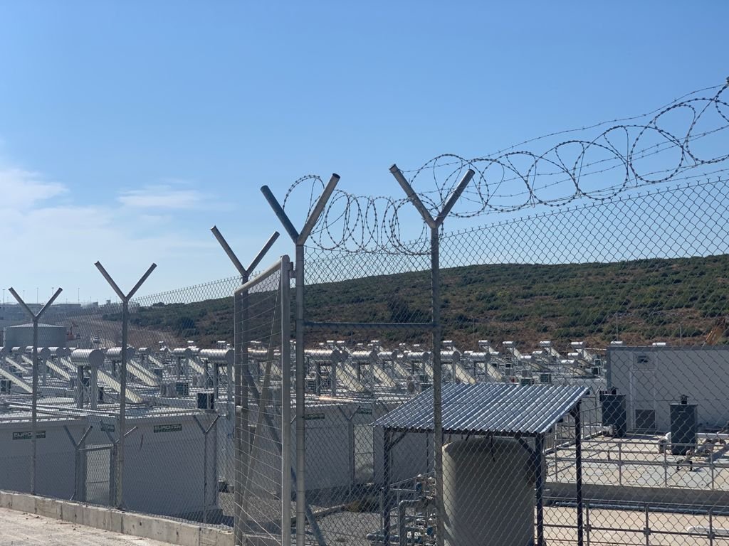 اردوگاه مهاجران در جزیره ساموس یونان. عکس: سازمان داکتران بدون مرز