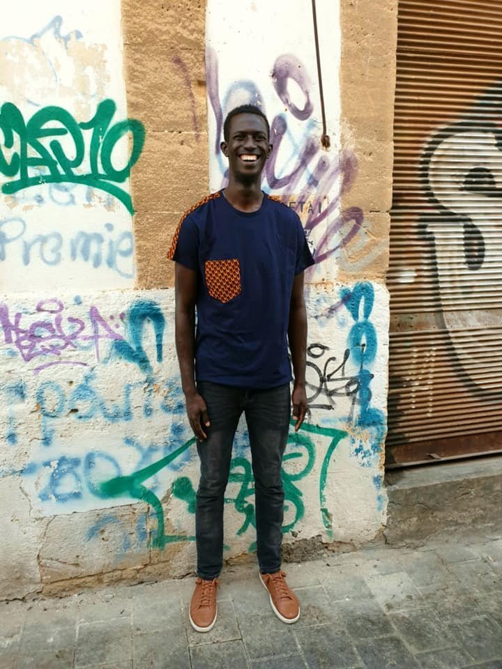 Ibrahim Kamara choisit soigneusement ses mots lorsqu'il parle de ses expériences en Libye. Rester positif est son credo. Crédit : Projet Phoenix / Holly McCamant