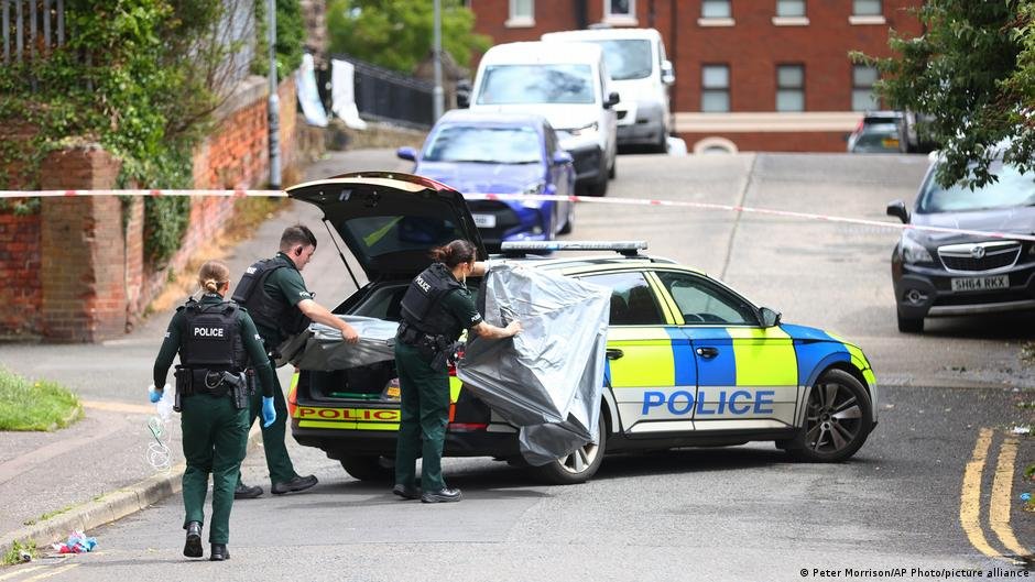 The scene of the attack in Belfast has since been secured | Photo: Peter Morrison/AP Photo/picture alliance
