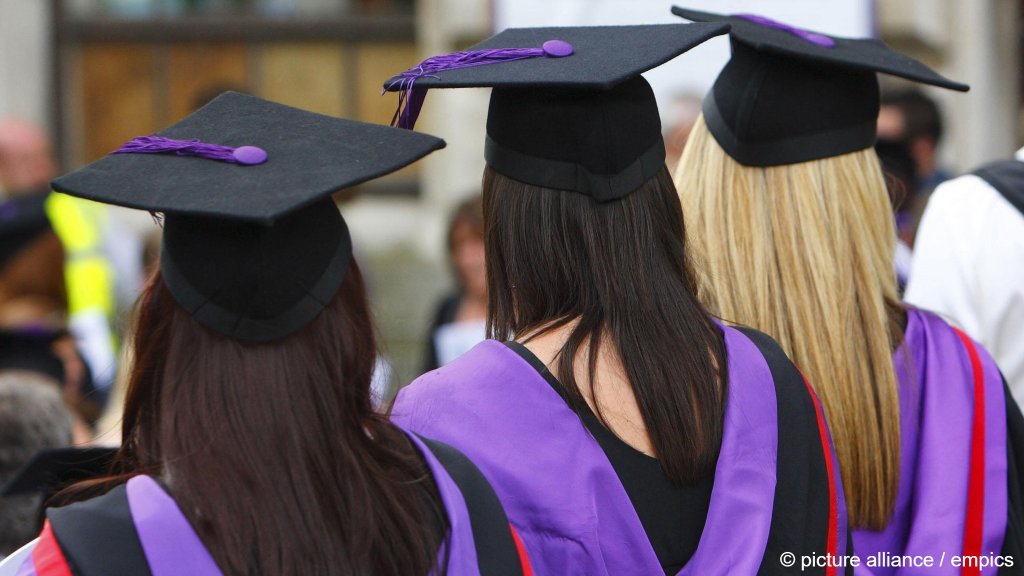 File photo used as illustration: Overseas qualifications can be hard to get recognized in Germany and depend on often lengthy processes and conversions and a certain level of language proficiency | Photo: Chris Ison/PA Wire