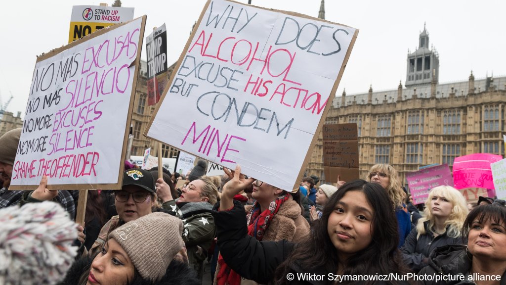 File photo: Protestors rally against violence against women, which experts say is a systemic problem in the UK | Photo: Wiktor Szymanowicz / Nur Photo / Picture Alliance