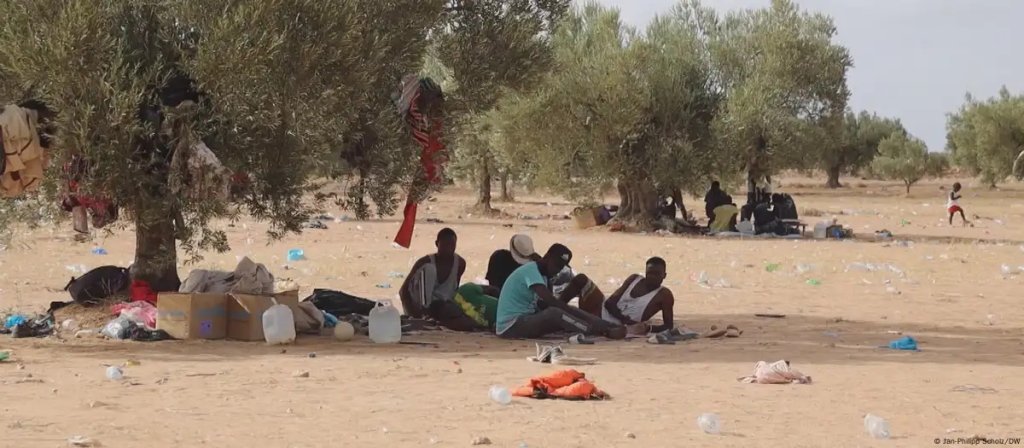 File photo: Tunisia is a key departure point for migrants both from Tunisia and sub-Saharan African countries who are attempting to reach European via the Mediterranean Sea | Photo: Photo: Jan-Philipp Scholz/DW