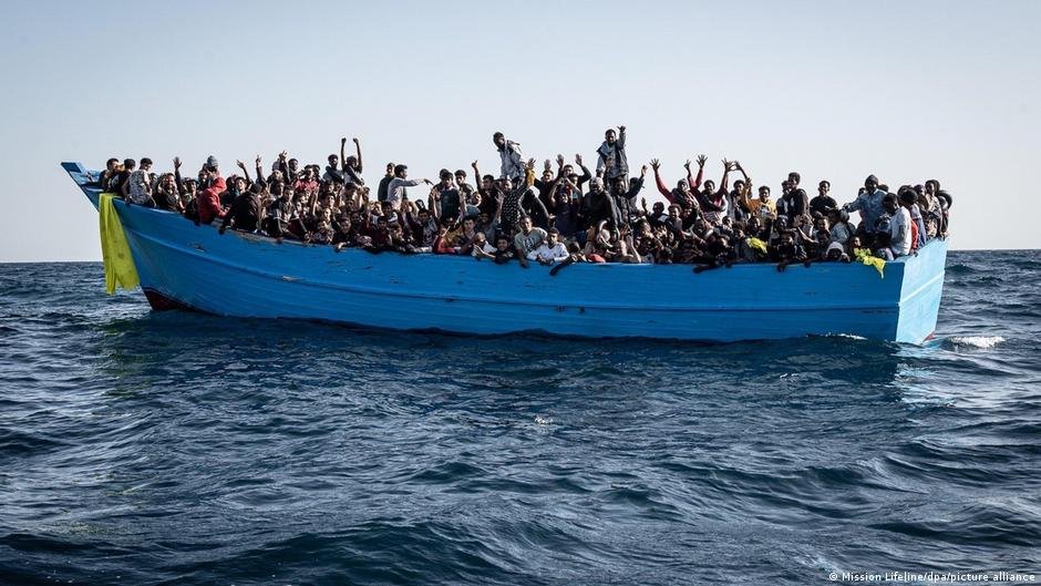 The number of migrants trying to reach the Canary Islands fallen compared to last year, but thousands are still trying to make the perilous journey | Photo: picture-alliance/dpa/Mission Lifeline
