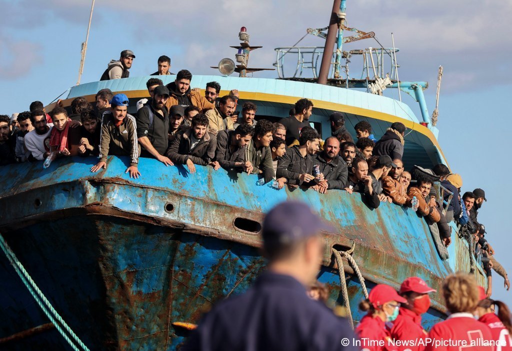 Ένα σκάφος με 483 μετανάστες έφτασε στην Κρήτη το 2022.  |  Φωτογραφία: Image-Alliance