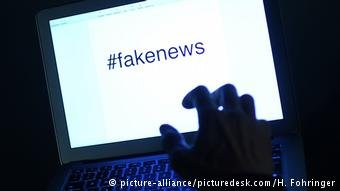 File photo: Genuine footage was mixed with misleading captions and AI-generated images leading to disinformation and confusion around the situation in Ceuta | Photo: H. Fohringer / picture alliance