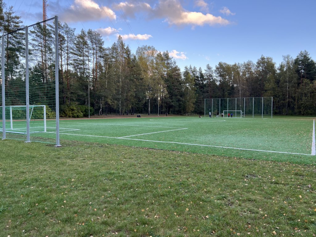 Soccer field in the village of Mucenieki in Latvia | Photo: Benjamin Bathke/InfoMigrants