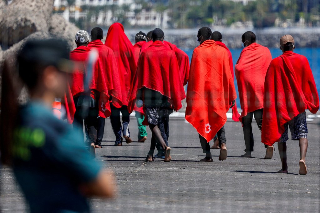 Depuis le début de l'année, plus de 8 000 migrants sont arrivés aux Canaries. Crédit : Reuters