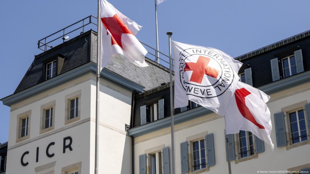 At the ICRC headquarters in Geneva, initiatives investigating the whereabouts of  missing people are centrally coordinated | Photo: Martial Trezzini / KEYSTONE / picture-alliance 