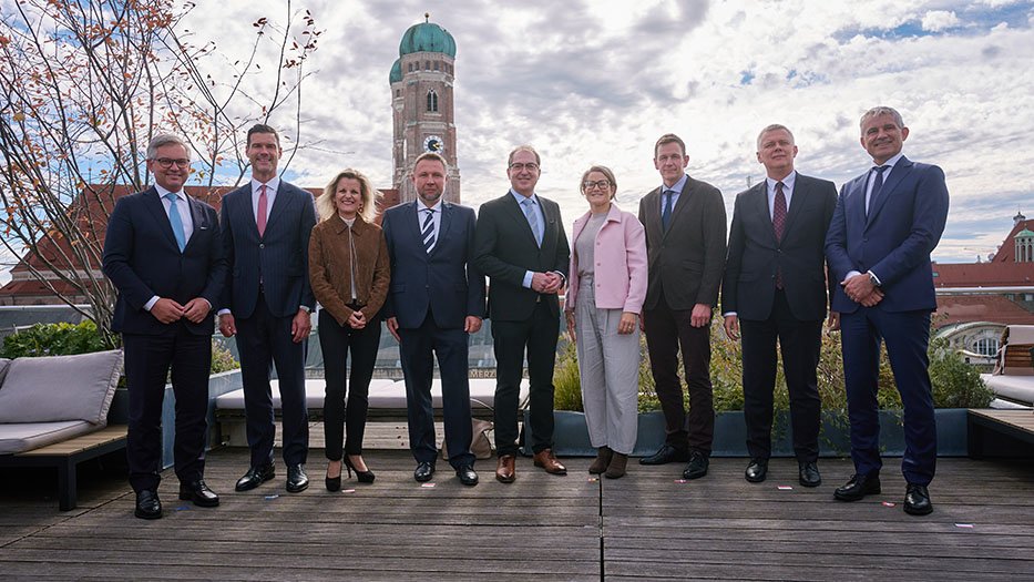 On October 4, Germany's Interior Minister met with his counterparts from several European states, and the EU's Migration Commissioner Magnus Brunner to talk about toughening migration policy across the bloc | Source: Henning Schacht / BMI