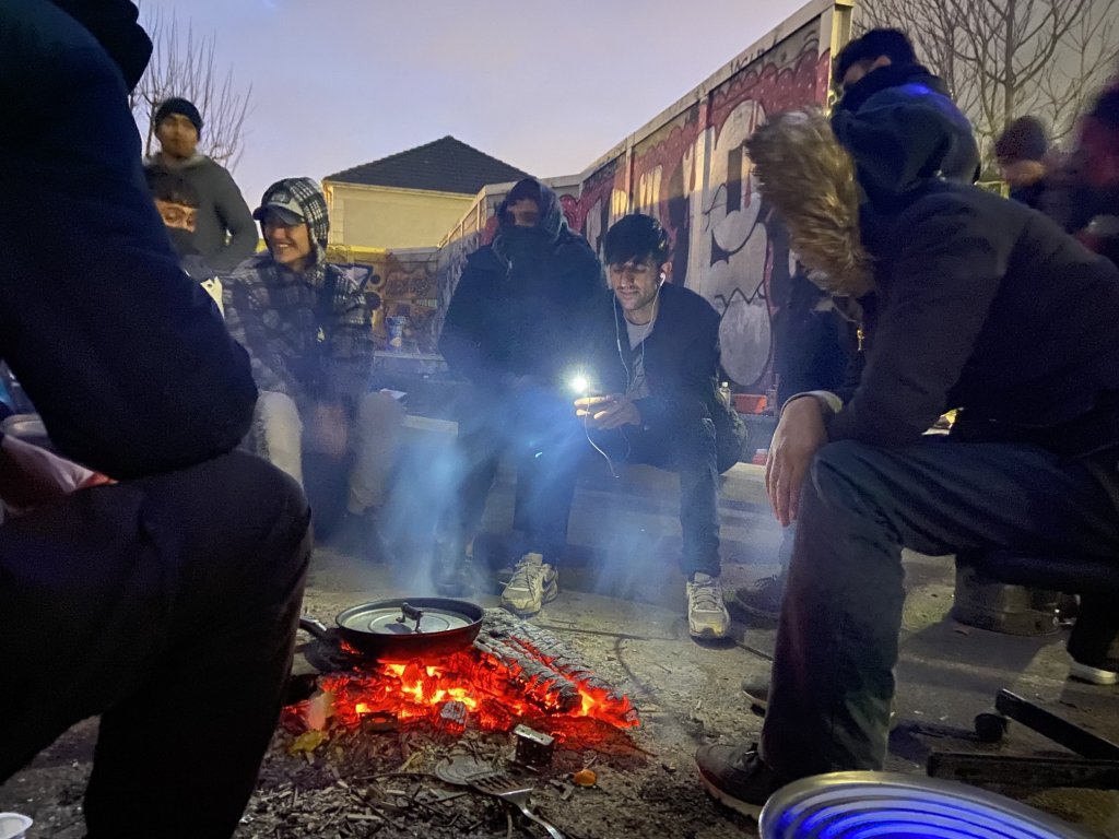 مهاجران افغان در اردوگاهی در پانتن، شمال پاریس. عکس: مهاجرنیوز