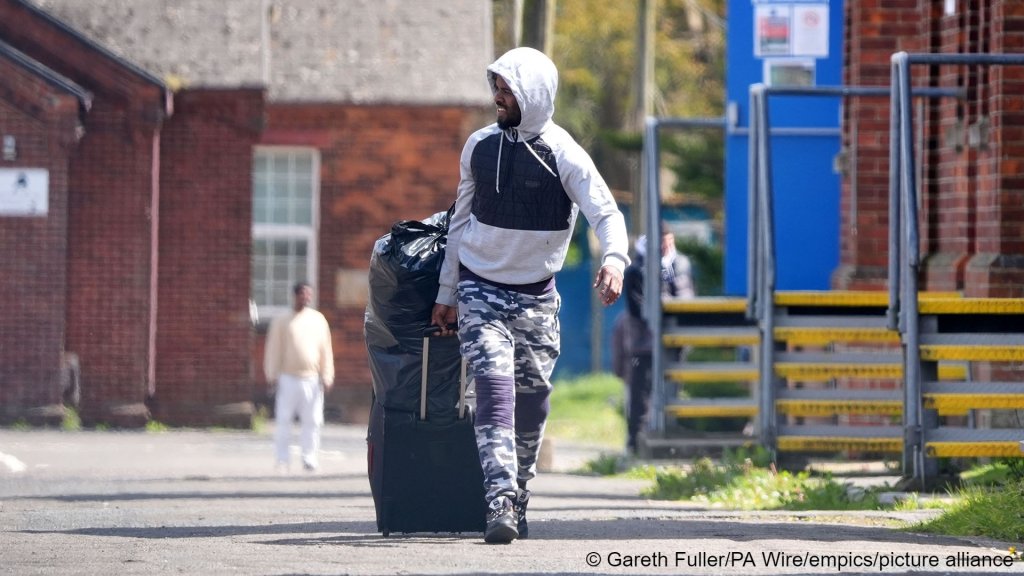 File photo: Napier Barracks in Kent, UK, April 22, 2024| Photo: Gareth Fuller/ picture alliance / empics