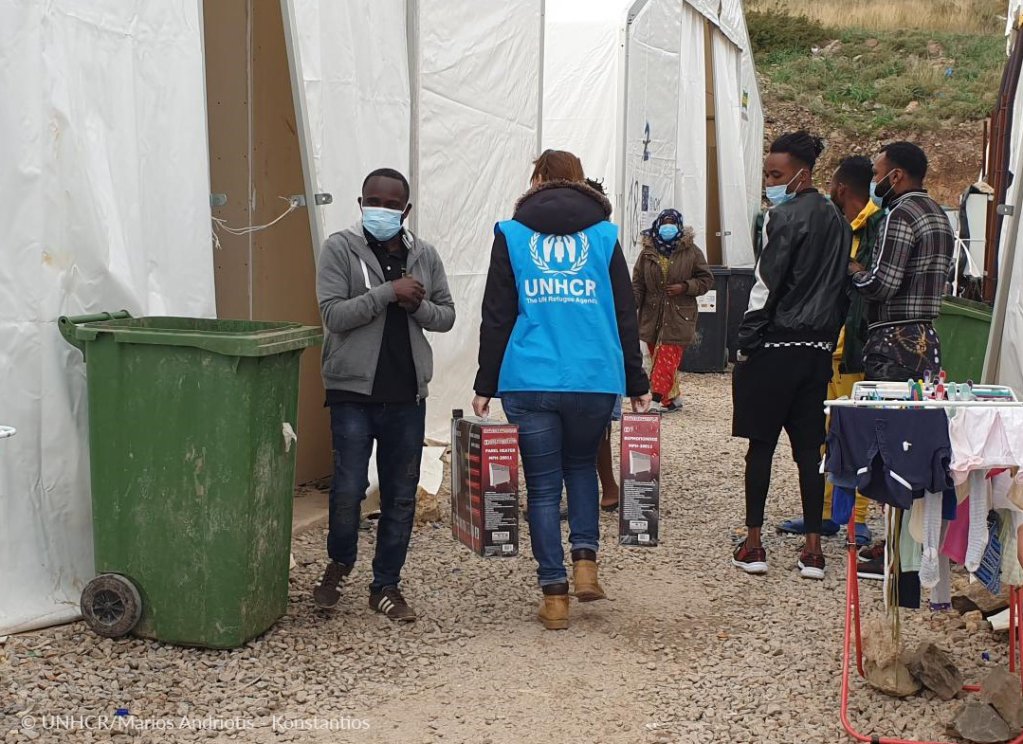 A number of different international organizations and NGOs operate in Greece to help migrants, refugees and asylum seekers | Source: Twitter @UNHCRGreece