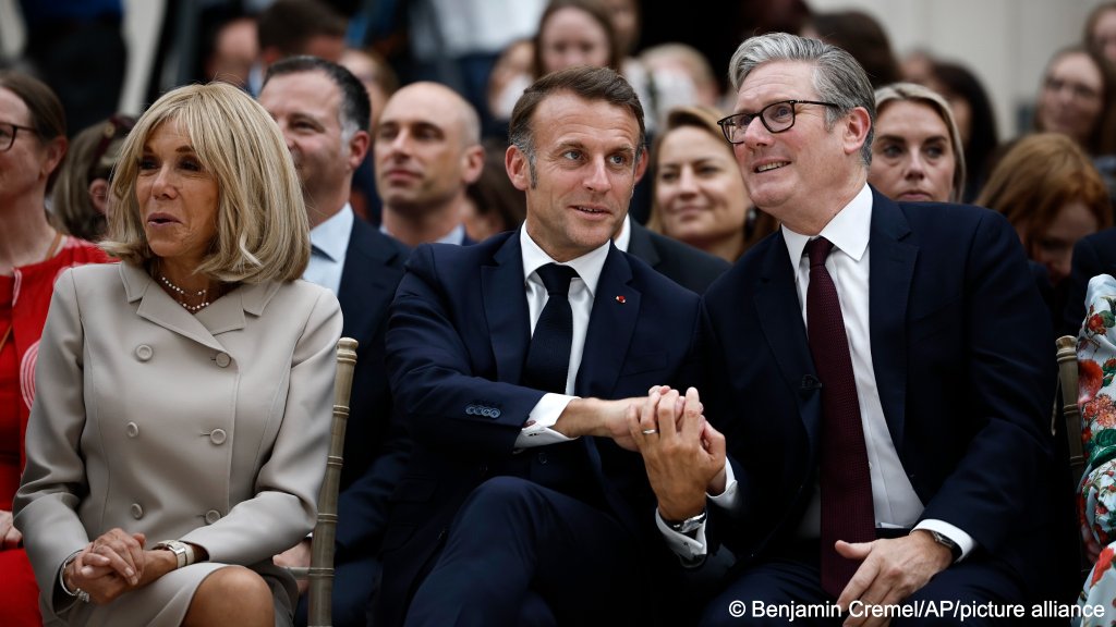 Britain's Prime Minister Keir Starmer and French President Emmanuel Macron in London on July 9, 2025 during a three-day state visit of the French Presidential couple to the UK | Photo: Benjamin Cremel/AP/picture alliance