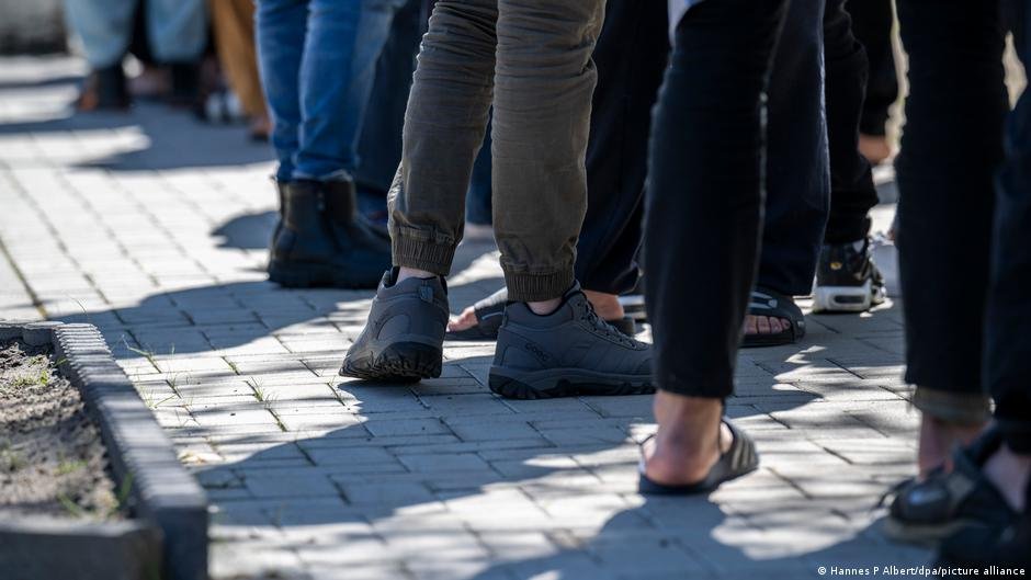Many towns and regions in Germany say they are 'overwhelmed' by the numbers of asylum seekers they are trying to support | Photo: Hannes P Albert/dpa/picture alliance
