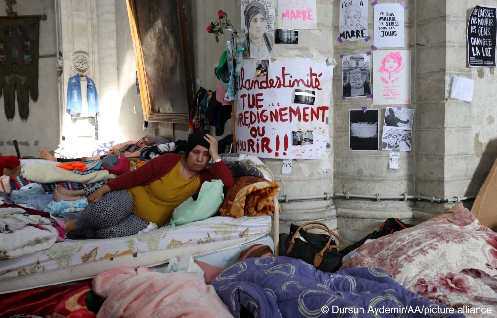 Last year, migrants organized a hunger strike in Brussels, callimg on authorities to grant them stay permits | Photo: Dursun Aydemir/AA/picture-alliance