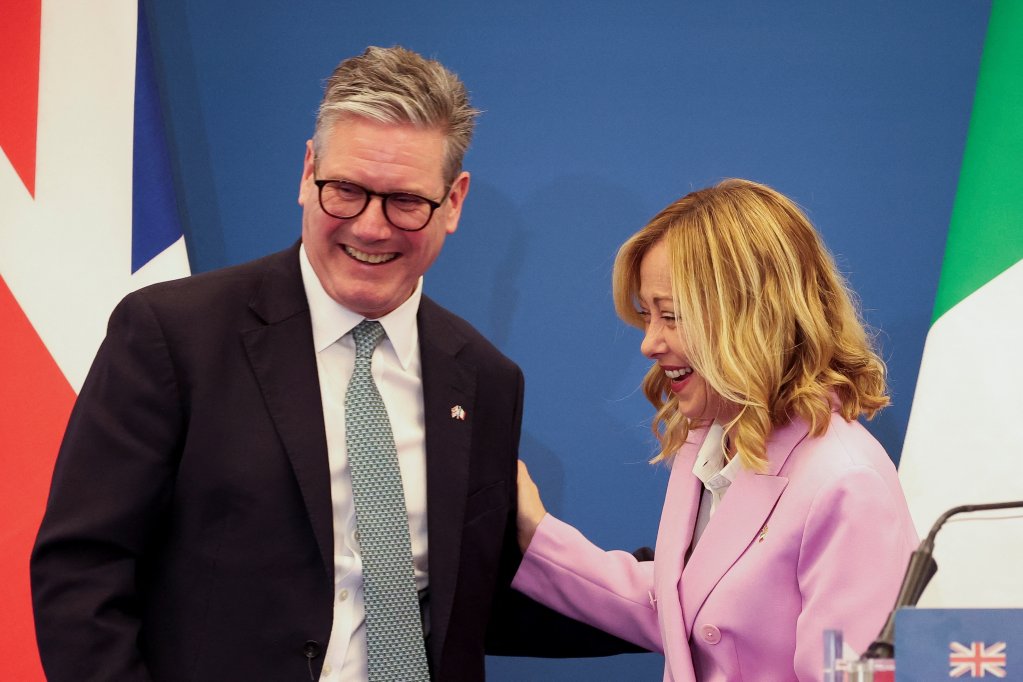 File photo: UK Prime Minister Sir Keir Starmer visited his Italian counterpart Giorgia Meloni in September to learn more about Italian migration policy and its methods in reducing the numbers of arrivals | Photo: Phil Noble / Reuters / Pool