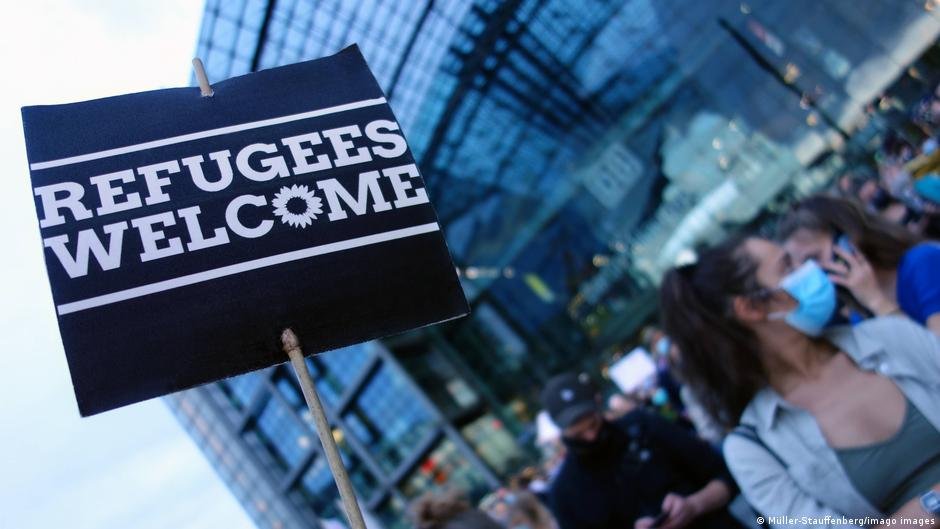 File photo: The mood against migrants and refugees has soured over the past ten years, which is also reflected among Europe's policymakers | Photo: Müller-Stauffenberg / Imago Images