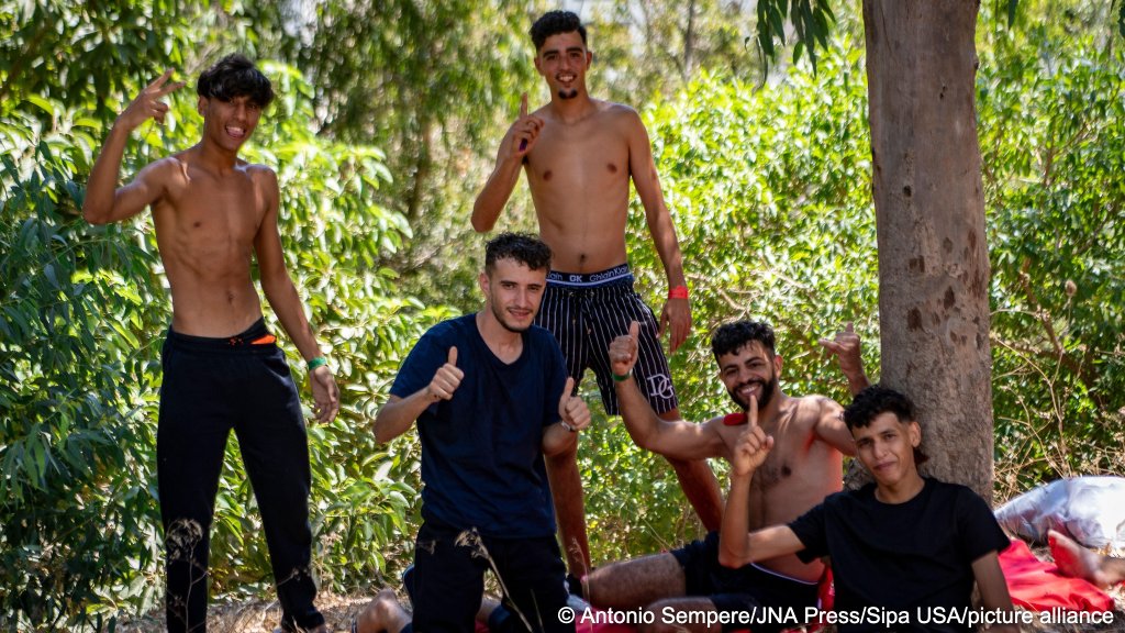 File photo: More young people are being encourgaed to swim to Ceuta from Morocco spurred on by social media and a new policy banning hot returns | Photo: Antonio Sempere/via ZUMA Press Wire