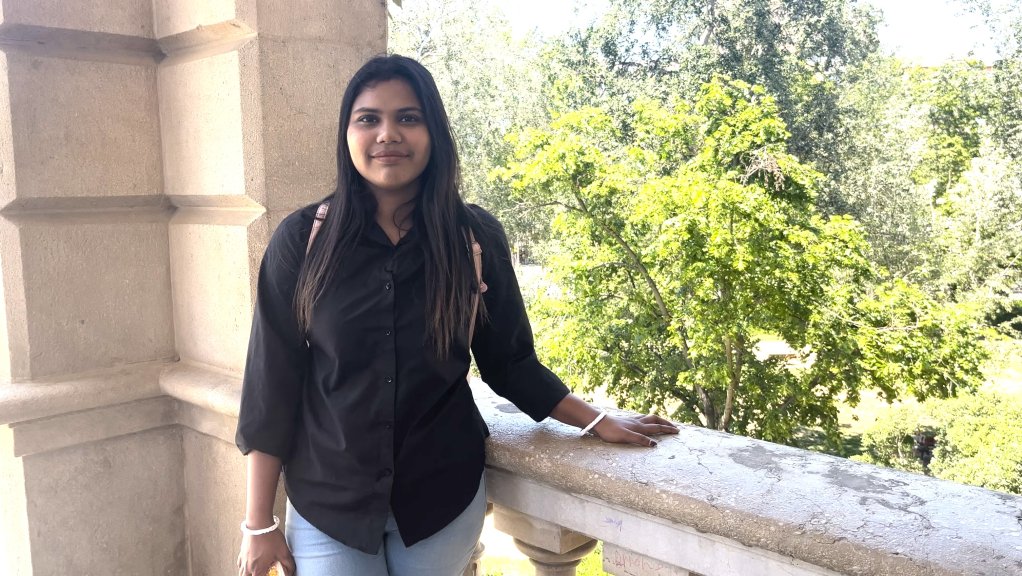 Sunanda, a Bangladeshi musician in Barcelona, is waiting for the result of her regularization application | Photo: Natasha Mellersh / InfoMigrants