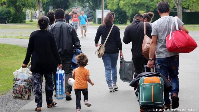 Symbolbild Deutschland Flüchtlinge werden in Friedland erwartet (picture-alliance/dpa/S. Rampfel)