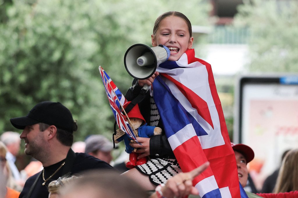File photo used as illustration: Farage says he doesn't want the UK to be seen as the world's food bank, or to offer benefits to everyone who comes to Britain | Photo: Toby Melville / Reuters