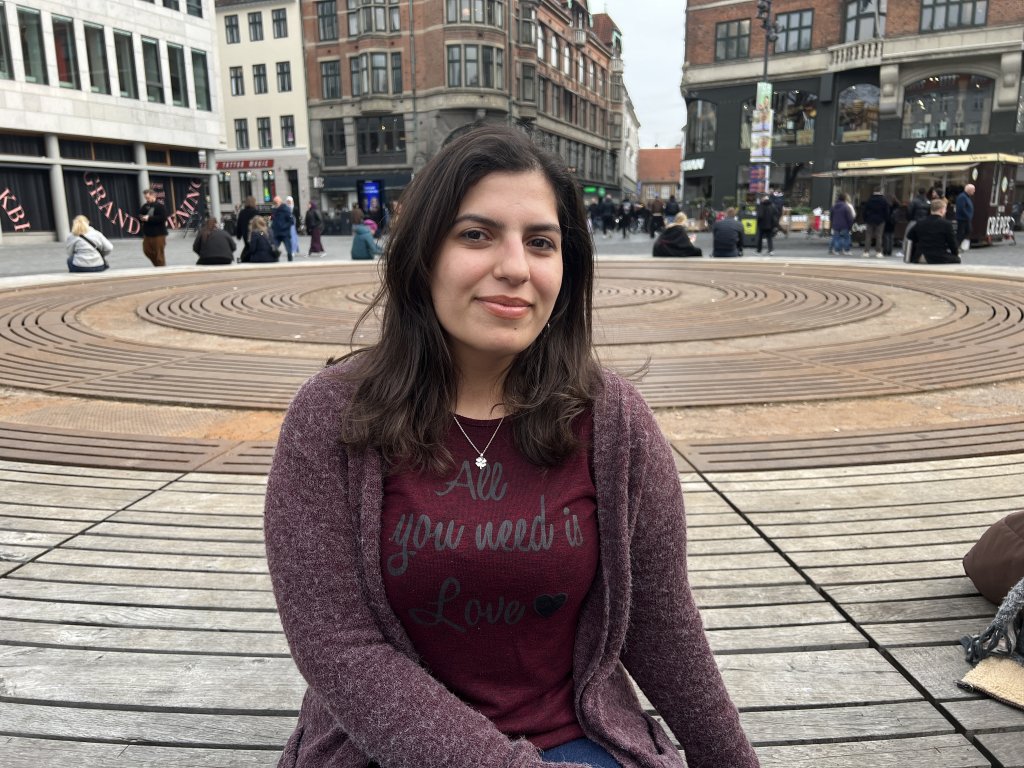Dana Albittar, 29, arrived in Denmark 11 years ago. Perfectly integrated, she nevertheless fears her residence permit will not be renewed | Photo: InfoMigrants