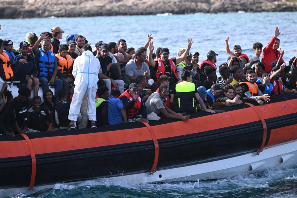 File photo: Irregular migrants arriving in the port of Lampedusa, Italy | Photo: Ciro Fusco/ANSA
